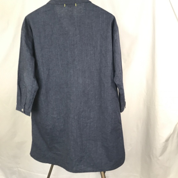 Lenin blend XL button up tunic - Picture 2 of 8